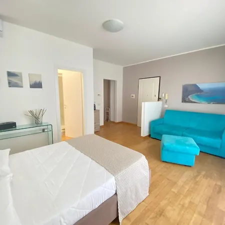 公寓式酒店 Horizon 4*